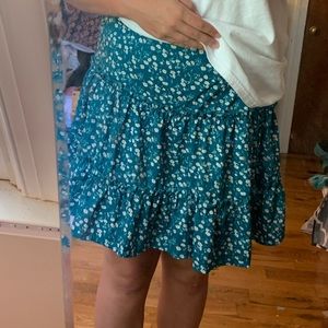 green flowy summer skirt